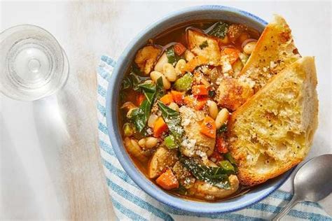 chicken-white-bean-soup-with-crispy-garlic-toast image