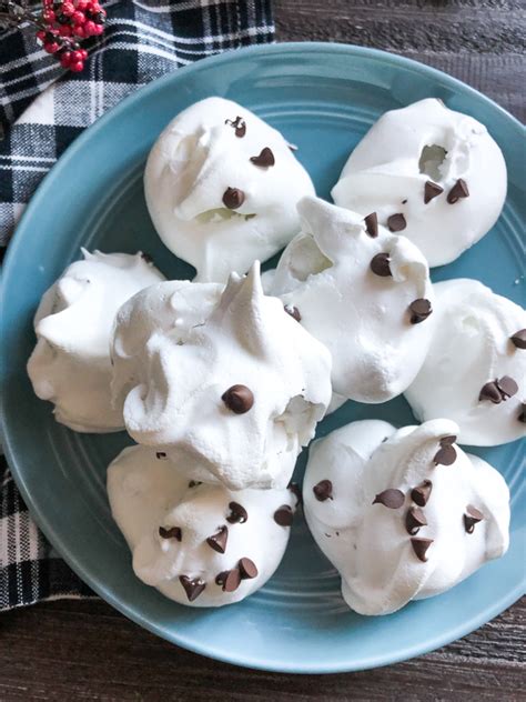 chocolate-chip-meringue-cookies-recipe-diaries image