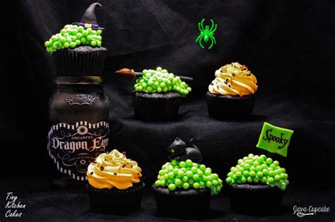 witchs-cauldron-cupcakes-javacupcake image