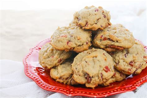 fruitcake-cookies-a-healthy-holiday-treat-the-picky image