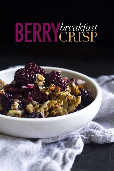 berry-breakfast-crisp-wife-mama-foodie image