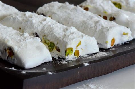 nougat-with-pistachios-and-dried-cherries-low-fat image
