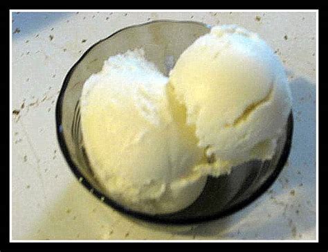 no-cook-homemade-country-style-vanilla-ice-cream image