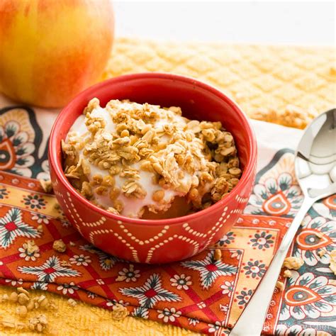microwave-baked-apple-with-yogurt-and-granola-the image