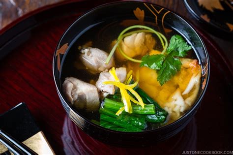 ozoni-japanese-new-year-mochi-soup-kanto-style-お image