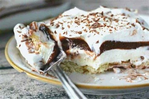 chocolate-cream-layered-dessert-the-baking-chocolatess image