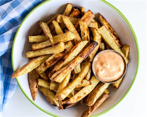 crispy-sweet-potato-fries-with-chipotle-mayo-fit-mama image