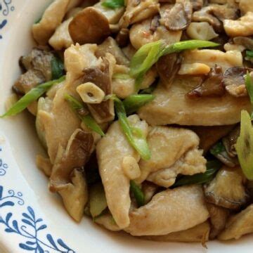 chinese-stir-fried-oyster-mushrooms-with-chicken image