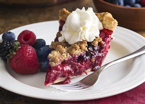 midsummer-mixed-berry-pie-with-crumb-topping image