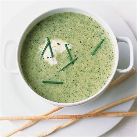 broccoli-leek-soup-with-lemon-chive-cream-food image