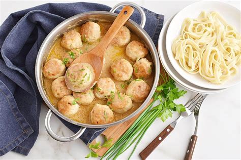 russian-meatballs-tefteli-recipe-cookme image