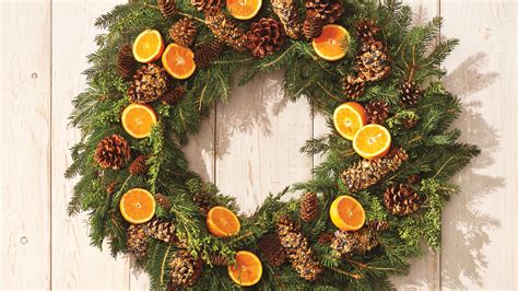 pinecone-bird-feeder-wreath-martha-stewart image