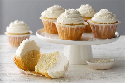 how-to-make-vanilla-cupcakes-from-scratch image