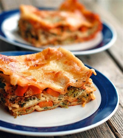 skinny-veggie-lasagna-recipe-pinch-of-yum image