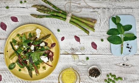 grilled-asparagus-with-goats-cheese-mint-and-pine image