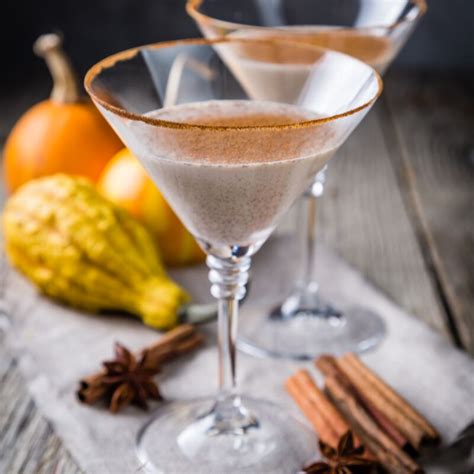 spirited-and-spooky-ghost-themed-cocktails-for-halloween image