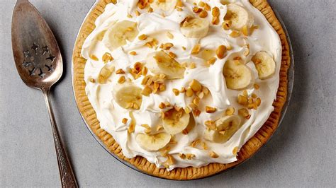 old-school-banana-cream-pie-recipe-finecooking image