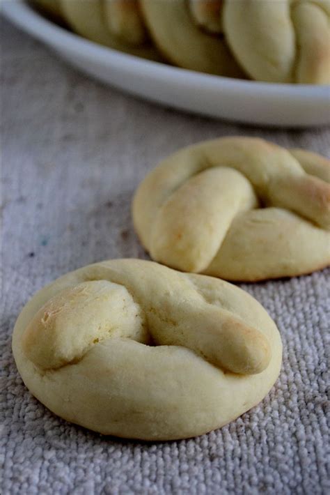 eggless-kringla-traditional-norwegian-cookie image