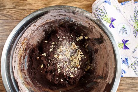 easy-chocolate-crinkles-recipe-cookme image