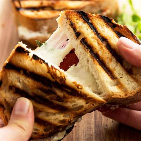 mushroom-grilled-cheese-sandwich-recipe-savory image