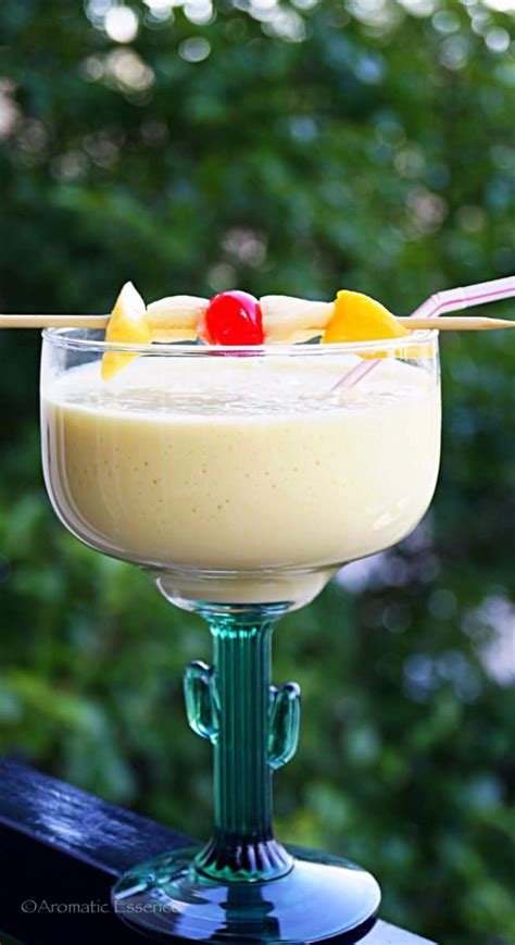 mango-pina-colada-smoothie-aromatic-essence image