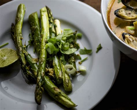 quick-and-easy-garlic-ginger-asparagus-recipe-fiction image