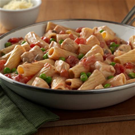creamy-chicken-pasta-skillet-ready-set-eat image
