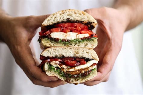 heirloom-tomato-mozzarella-caprese-sandwich image