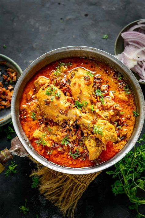malabar-chicken-curry-recipe-video-whiskaffair image