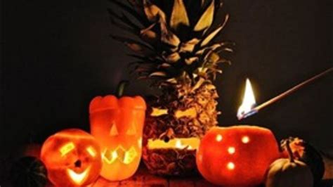 fruit-jack-o-lanterns-recipe-tablespooncom image