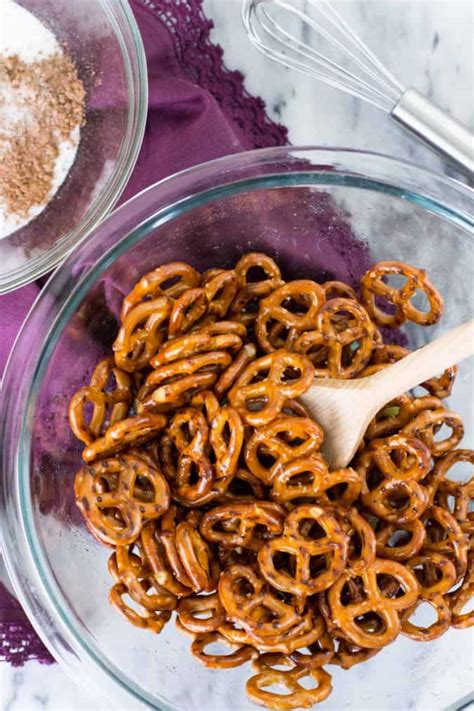 candied-pretzels-sugar-spun-run image