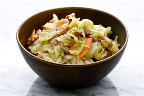 curtis-stone-braised-cabbage-with-bacon-and-carrots image