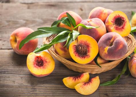 peaches-vs-nectarines-which-is-best-for-what image
