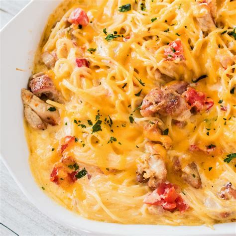 chicken-spaghetti-with-rotel-easy-dinner image
