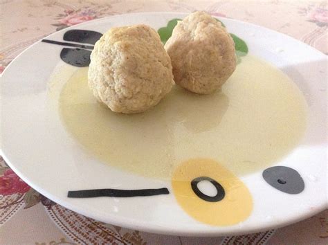persian-gondi-recipe-chicken-chickpea-dumplings image