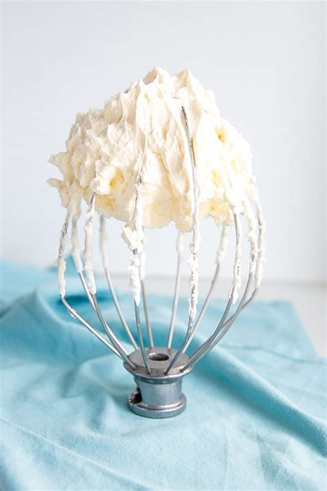 how-to-make-swiss-meringue-buttercream-liv-for-cake image