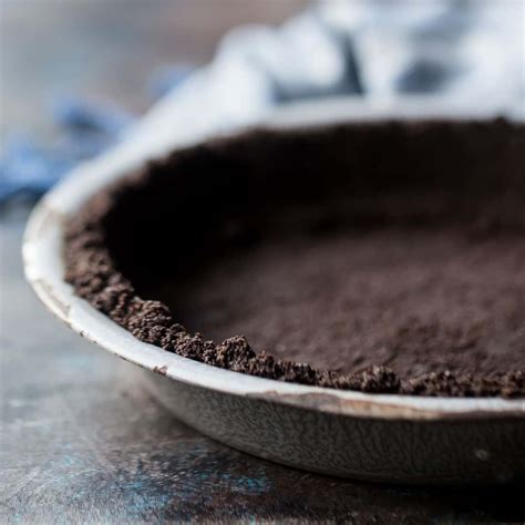 oreo-pie-crust-easy-no-bake-chocolate-crust image