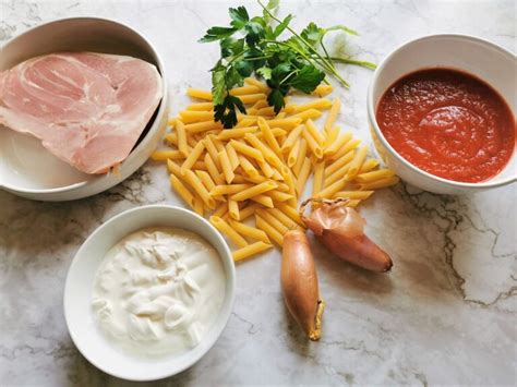 creamy-ham-and-tomato-penne-al-baffo-the-pasta-project image