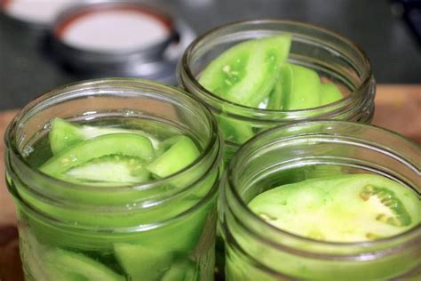 how-to-pickle-green-tomatoes-hgtv image