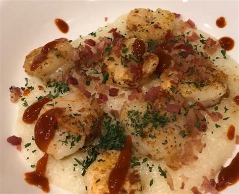 shrimp-and-grits-with-bacon-southern-home-express image