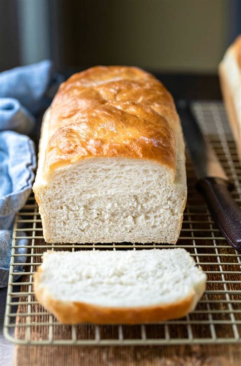 easy-homemade-white-bread-recipe-i-heart-eating image