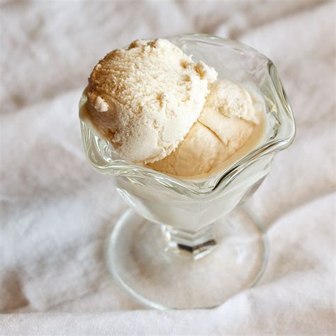 honey-vanilla-ginger-chamomile-tea-ice-cream-tasty image