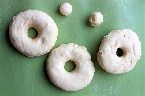 easy-cronuts-recipe-mom-foodie image