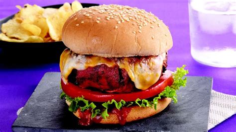 big-bacon-turkey-burgers-recipe-pillsburycom image
