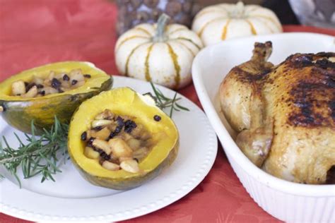 baked-acorn-squash-with-apple-filling image