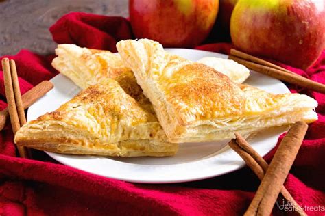 easy-apple-turnover image