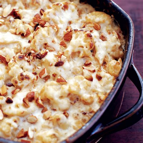 cauliflower-gratin-with-manchego-and-almond-sauce image