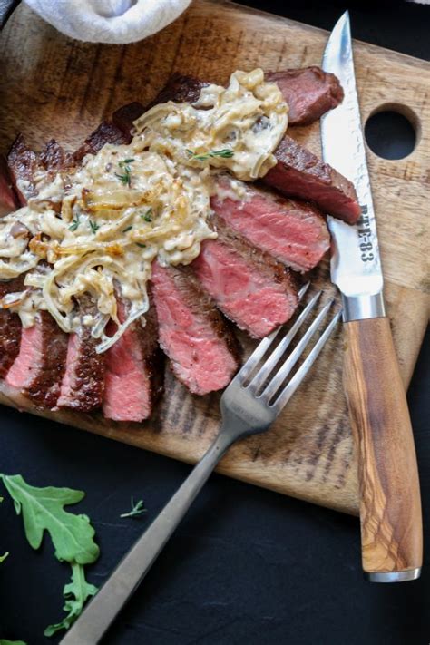 caramelized-onion-and-blue-cheese-steak-sauce image