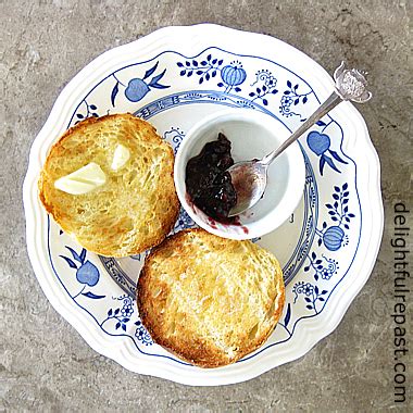 delightful-repast-sally-lunn-buns-jane-austen-comfort image