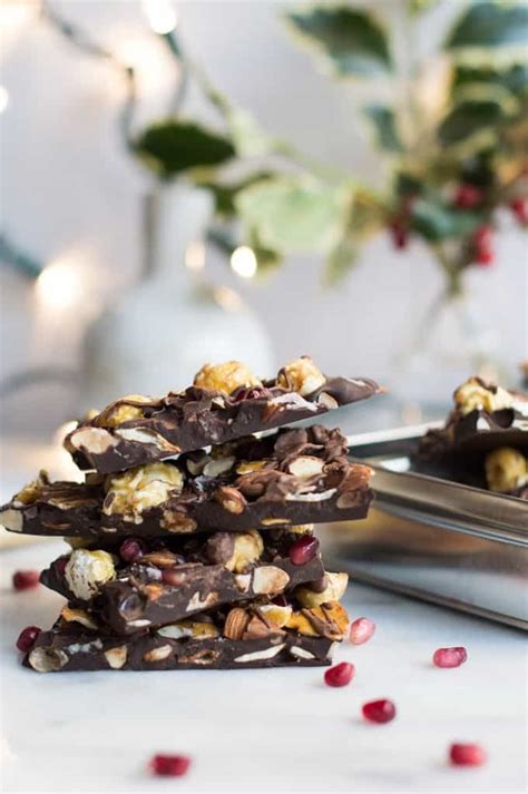20-delicious-and-festive-holiday-bark image